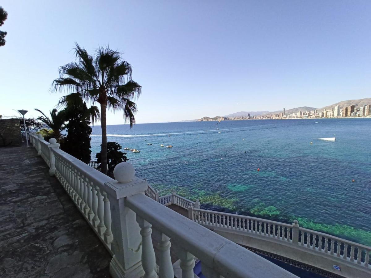 Estudio primera linea con acceso privado al mar Benidorm Exterior foto